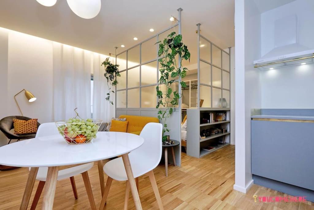 Ych-Renovated And Design Flat Close To The Center Рим Экстерьер фото