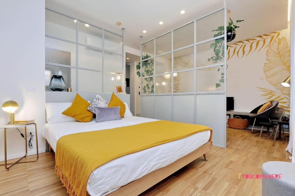 Ych-Renovated And Design Flat Close To The Center Рим Экстерьер фото